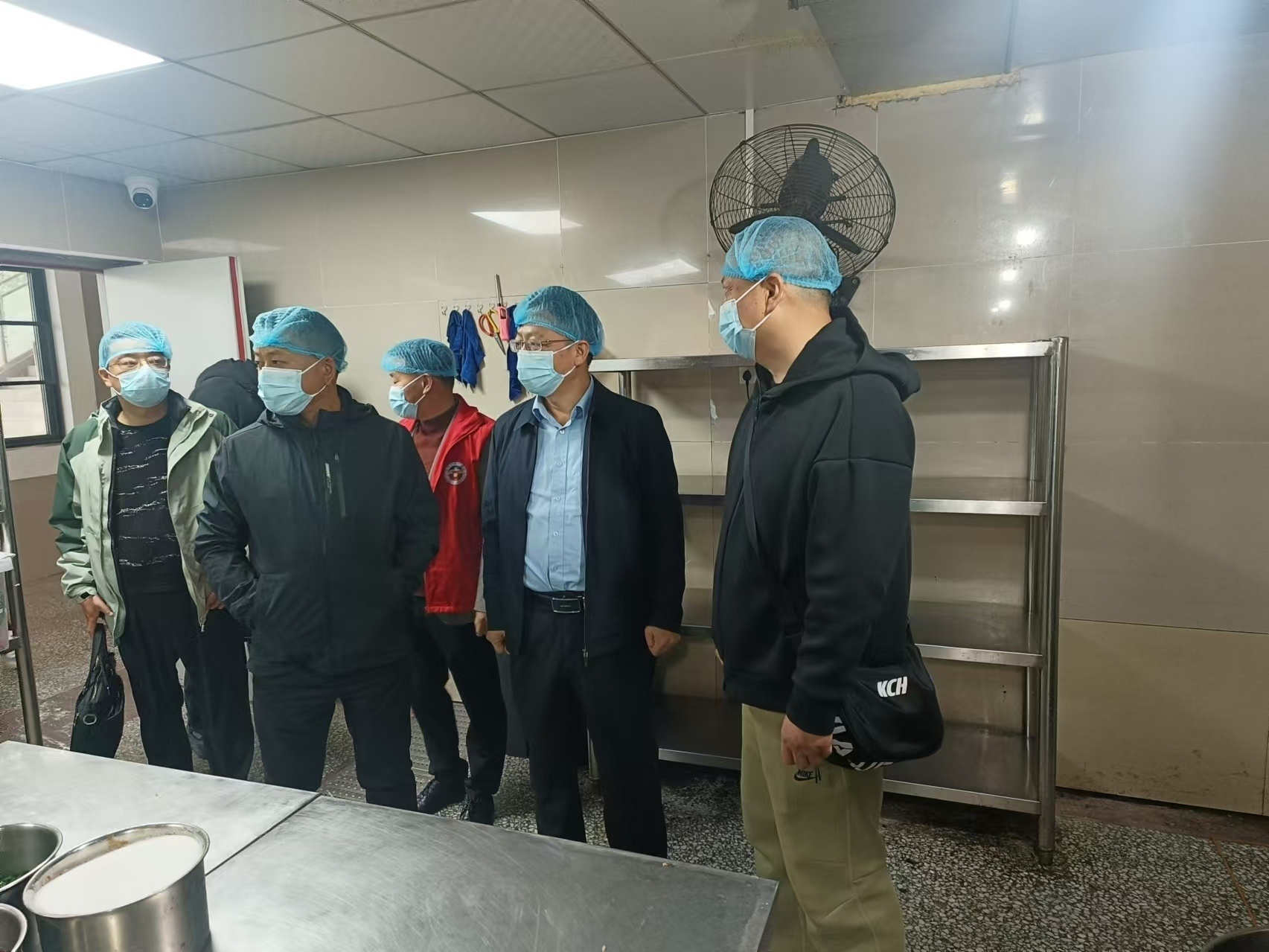 随州市“五点发力”筑牢校园食品安全防线 守护美好“食”光(图3)