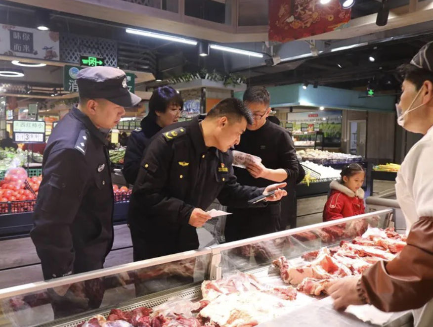 新疆巴州市场监管局全力守护“两节”“两会”食品安全(图3)