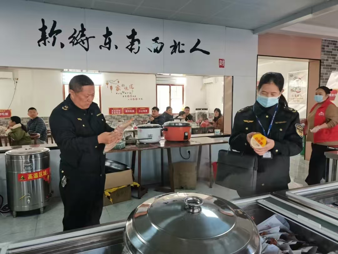 严守食品安全关江西市场监管部门全力护航新春佳节(图9)