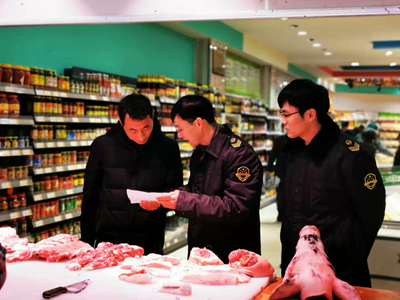 开学首日区市场监管局永丰所联合多部门开展校园食品安全检查(图1)