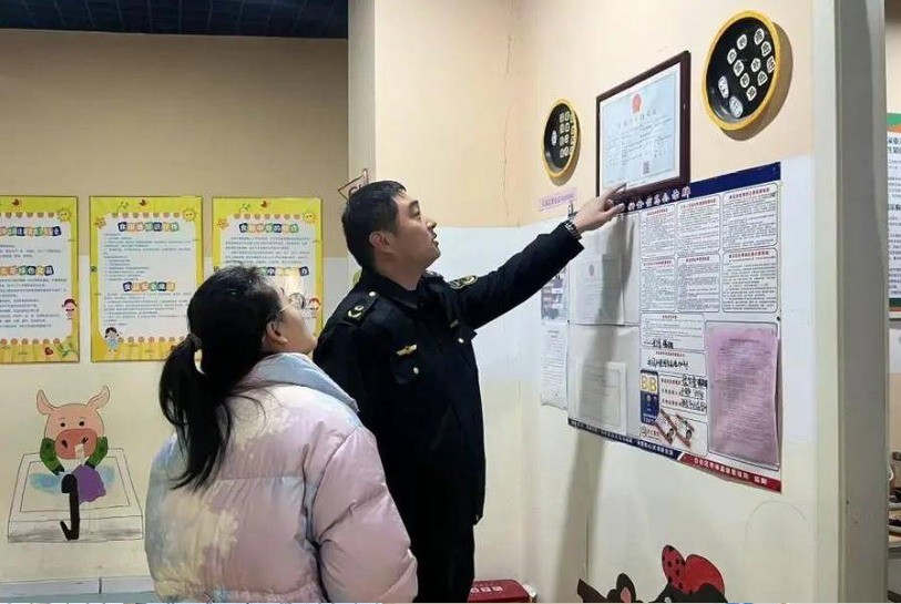 山东省泰安市岱岳区市场监管局开展幼儿园食堂食品安全专项检查(图2)