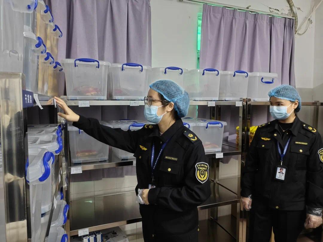 珠海香洲开展校园食品安全检查 整改问题173个(图2)