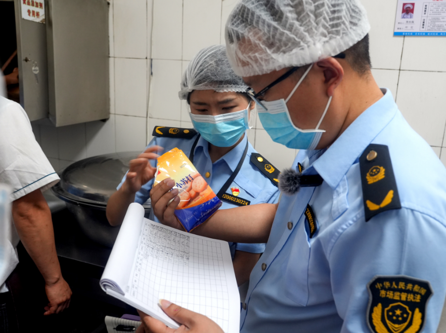 共同筑牢食品安全防线！重庆涪陵·四川雅安开展食品安全跨区域交叉检查(图2)