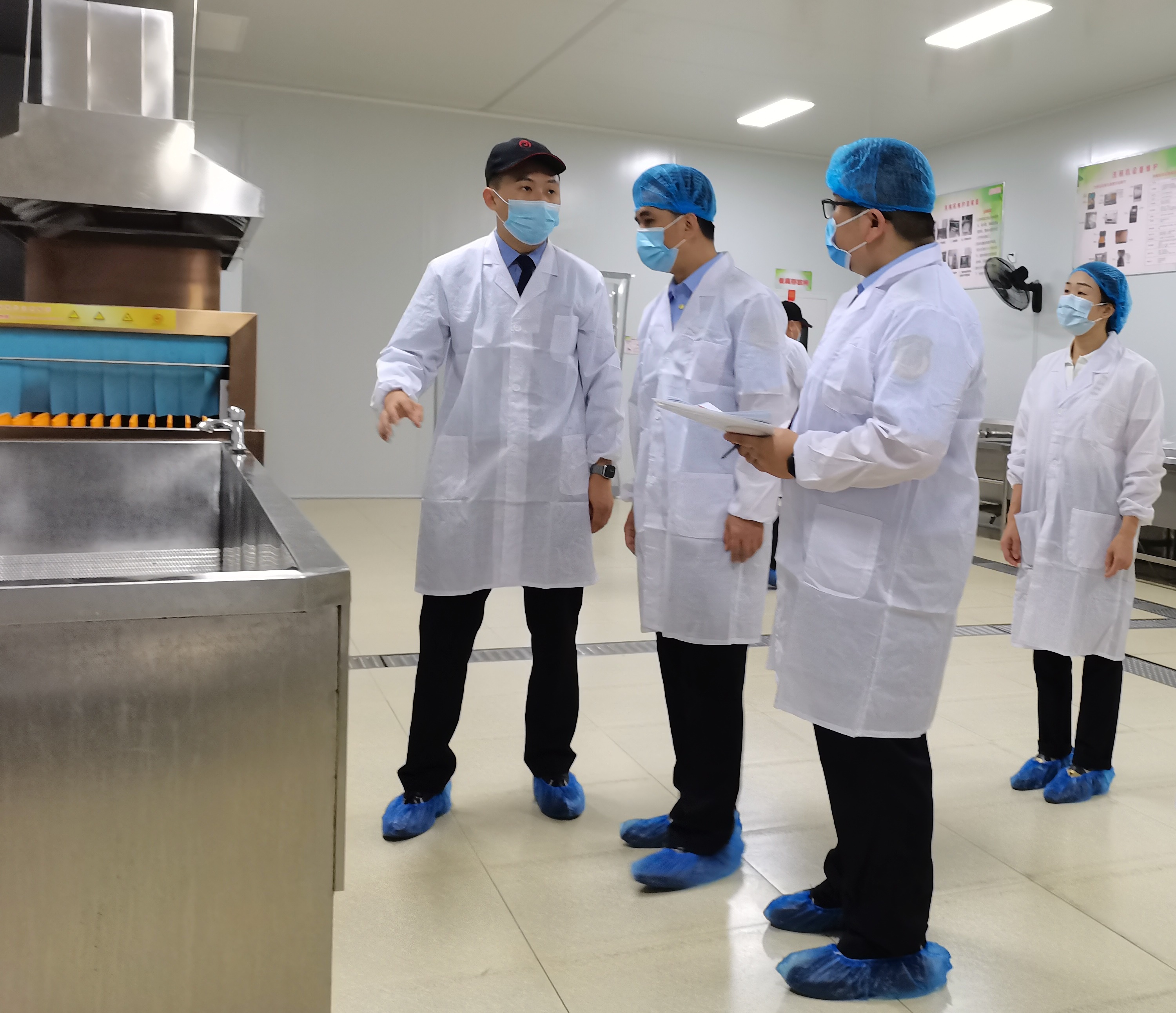 内蒙古林西县市场监管局组织开展春节期间食品安全大检查(图1)